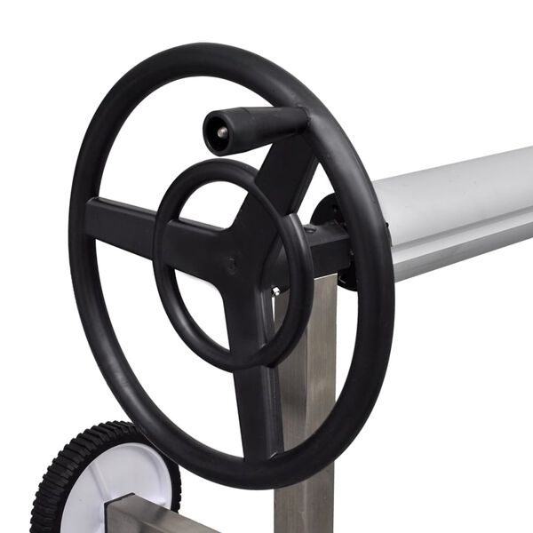 Basseinikate roostevabast terasest alusega