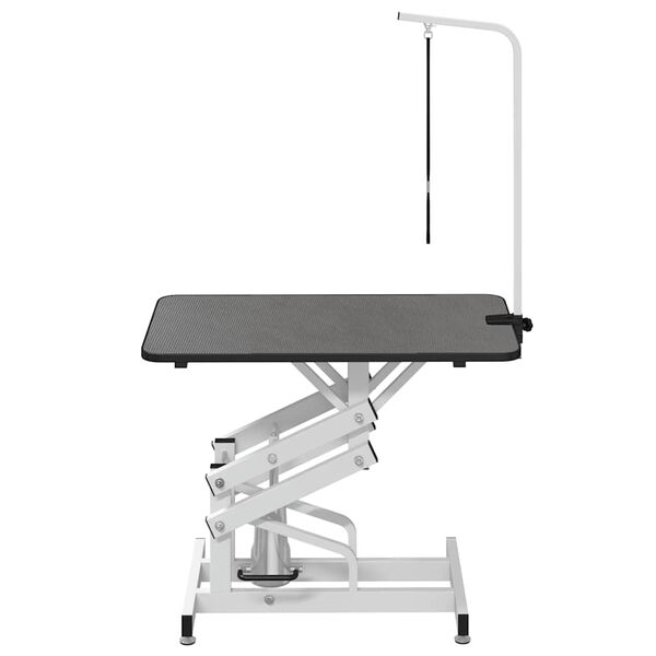 Reguleeritava p&ouml;&ouml;rliga h&uuml;drauliline pesulaud koduloomadele