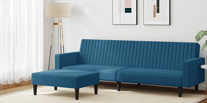 Värvilised kokkupandavad rannatoolid ja õuevari terrassil. Klõpsa, et näha kogu kollektsiooni.